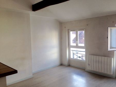 appartement à louer - 2 pièces - 32,9 m2 - MELUN - 77 - ILE-DE-FRANCE