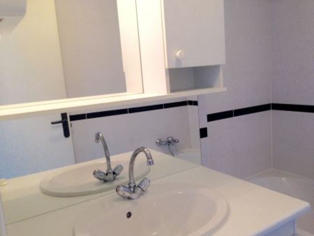 Afficher la photo en grand appartement à louer - 2 pièces - 32.9 m2 - MELUN - 77 - ILE-DE-FRANCE - Century 21 Cerim