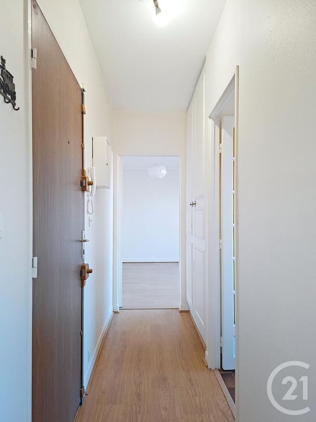 Appartement F2 à vendre - 2 pièces - 45.0 m2 - VAUX LE PENIL - 77 - ILE-DE-FRANCE - Century 21 Cerim