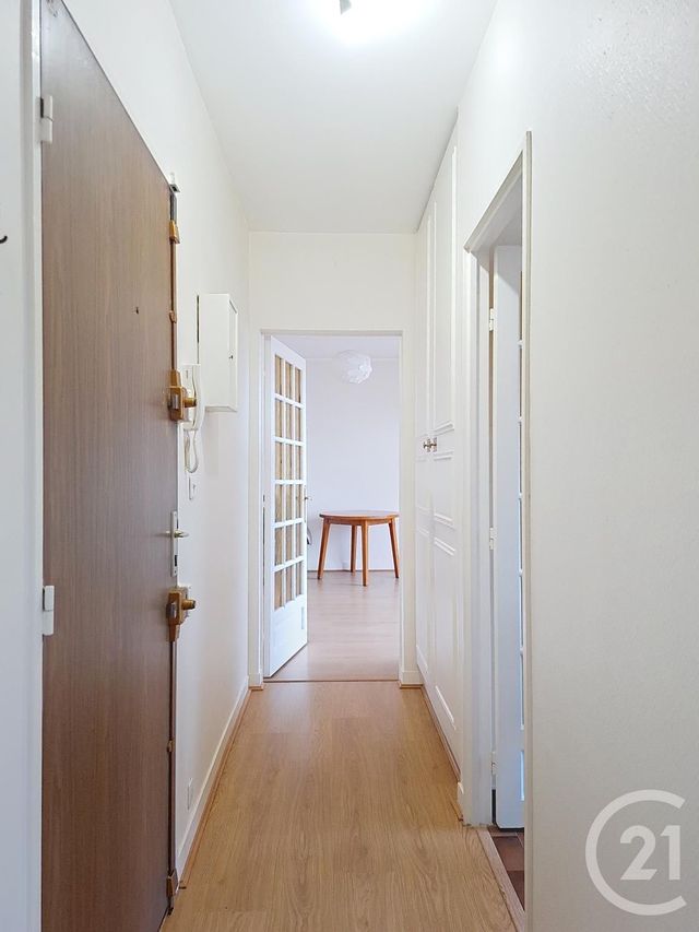 Appartement F2 à vendre - 2 pièces - 45.0 m2 - VAUX LE PENIL - 77 - ILE-DE-FRANCE - Century 21 Cerim