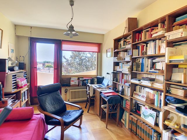 Afficher la photo en grand Appartement F5 à vendre - 5 pièces - 112.0 m2 - MELUN - 77 - ILE-DE-FRANCE - Century 21 Cerim