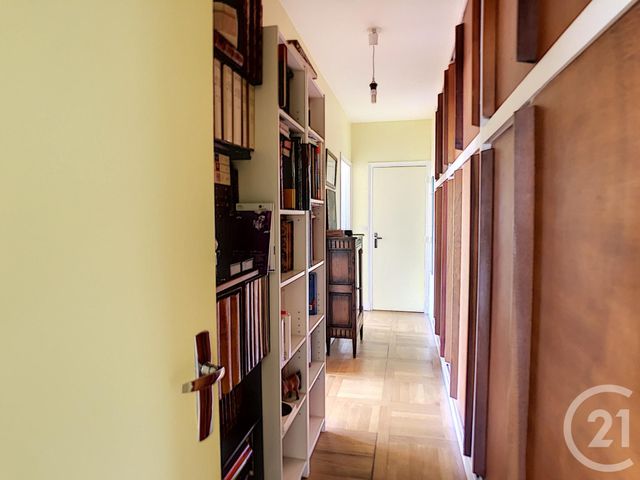 Afficher la photo en grand Appartement F5 à vendre - 5 pièces - 112.0 m2 - MELUN - 77 - ILE-DE-FRANCE - Century 21 Cerim