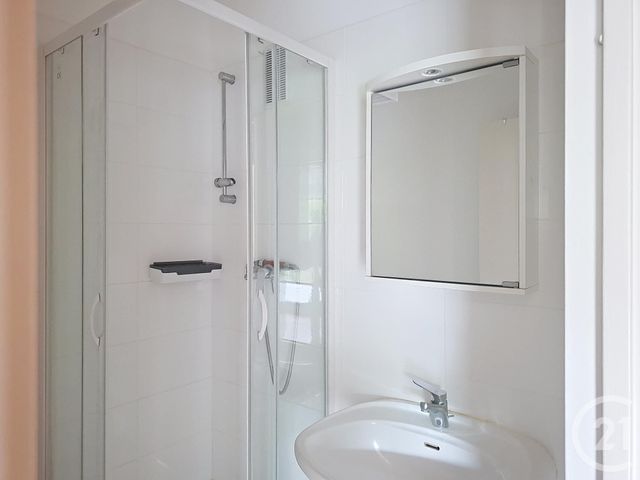 Appartement F6 à vendre - 6 pièces - 119.32 m2 - VAUX LE PENIL - 77 - ILE-DE-FRANCE - Century 21 Cerim