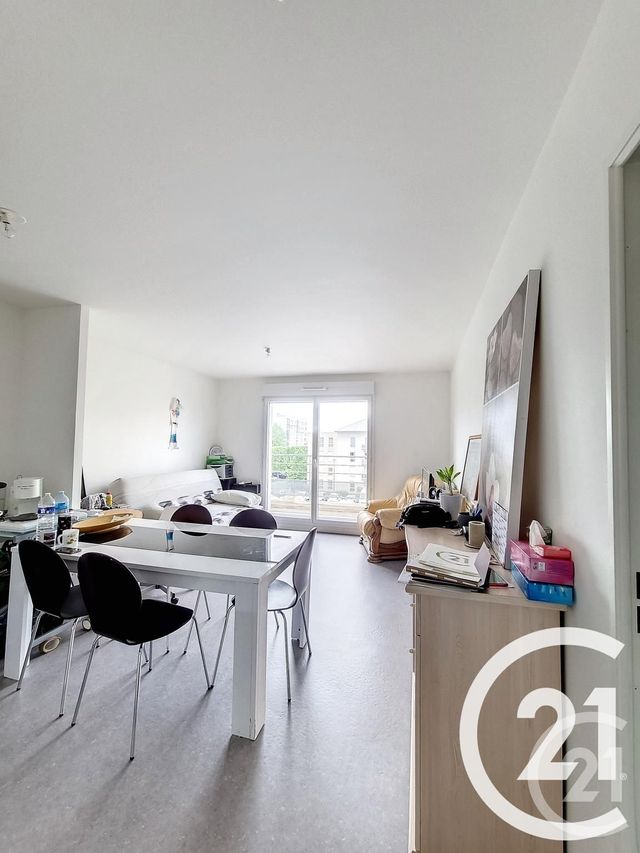 Appartement F2 à vendre - 2 pièces - 41.38 m2 - MELUN - 77 - ILE-DE-FRANCE - Century 21 Cerim