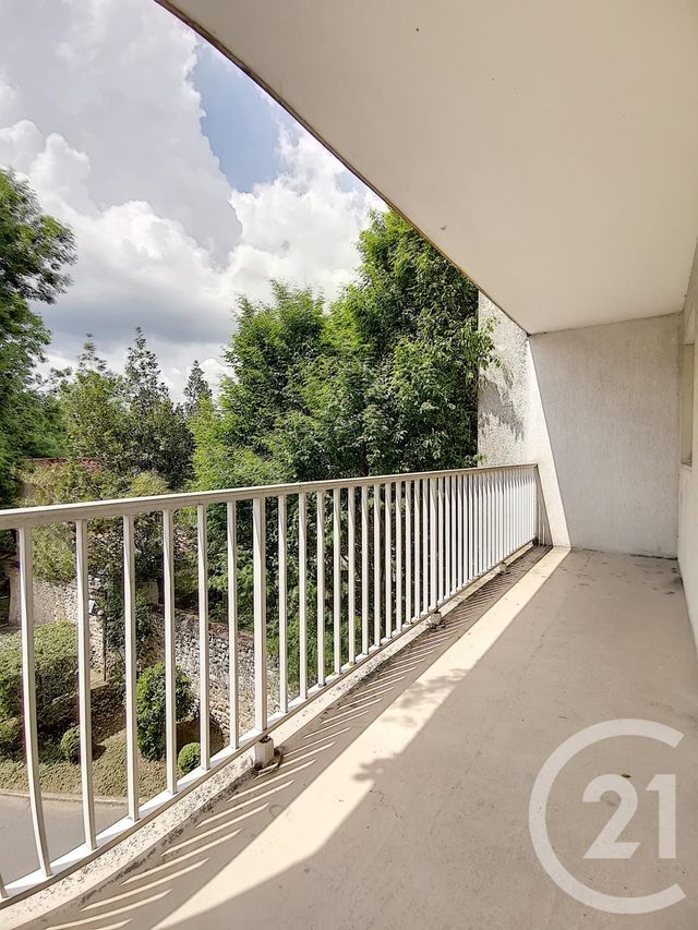 Afficher la photo en grand Appartement F1 à louer - 1 pièce - 33.9 m2 - MELUN - 77 - ILE-DE-FRANCE - Century 21 Cerim