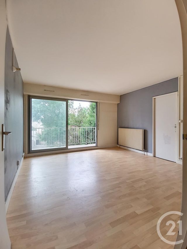 Afficher la photo en grand Appartement F1 à louer - 1 pièce - 33.9 m2 - MELUN - 77 - ILE-DE-FRANCE - Century 21 Cerim
