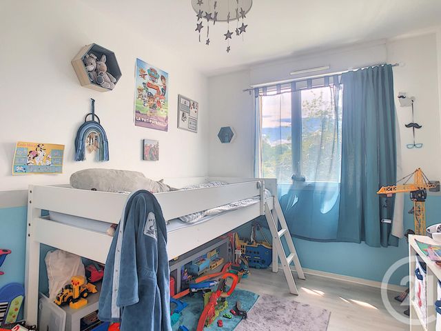 Afficher la photo en grand Appartement F4 à vendre - 4 pièces - 84.71 m2 - DAMMARIE LES LYS - 77 - ILE-DE-FRANCE - Century 21 Cerim