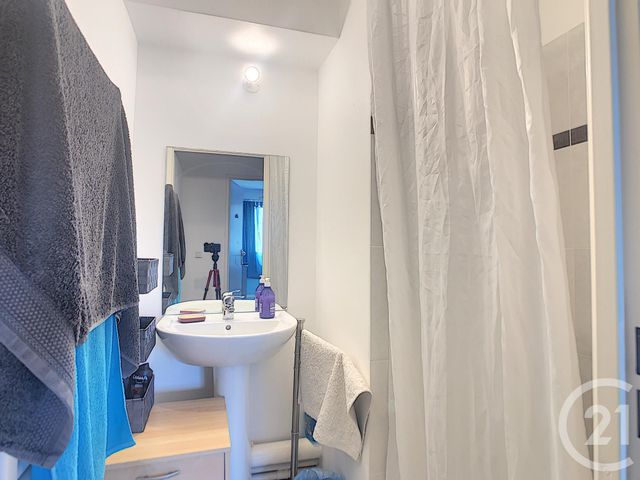 Afficher la photo en grand Appartement F4 à vendre - 4 pièces - 84.71 m2 - DAMMARIE LES LYS - 77 - ILE-DE-FRANCE - Century 21 Cerim