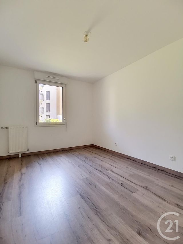 Appartement F2 à louer - 2 pièces - 39.2 m2 - MELUN - 77 - ILE-DE-FRANCE - Century 21 Cerim Appartement F2 à louer - 2 pièces - 39.2 m2 - MELUN - 77 - ILE-DE-FRANCE - Century 21 Cerim