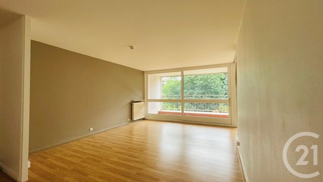 Afficher la photo en grand Appartement F4 à vendre - 4 pièces - 80.0 m2 - VAUX LE PENIL - 77 - ILE-DE-FRANCE - Century 21 Cerim