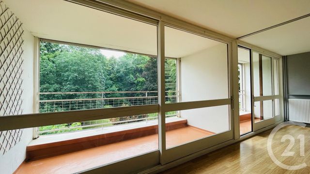 Afficher la photo en grand Appartement F4 à vendre - 4 pièces - 80.0 m2 - VAUX LE PENIL - 77 - ILE-DE-FRANCE - Century 21 Cerim