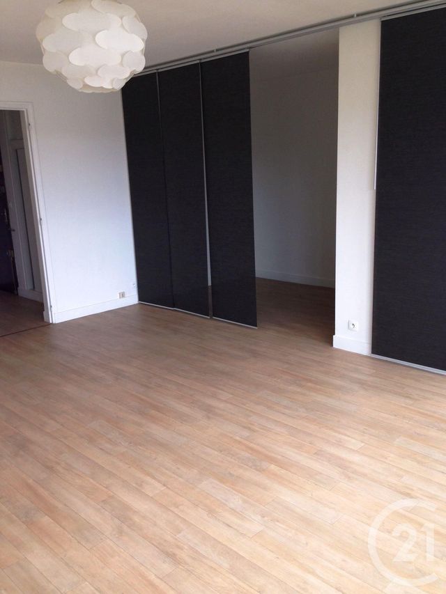 Afficher la photo en grand Studio à louer - 1 pièce - 44.2 m2 - MELUN - 77 - ILE-DE-FRANCE - Century 21 Cerim