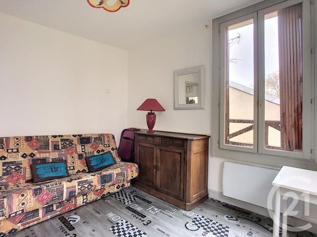 Appartement F1 à louer - 1 pièce - 19.5 m2 - MELUN - 77 - ILE-DE-FRANCE - Century 21 Cerim Appartement F1 à louer - 1 pièce - 19.5 m2 - MELUN - 77 - ILE-DE-FRANCE - Century 21 Cerim