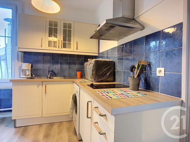 Appartement F1 à louer - 1 pièce - 19.5 m2 - MELUN - 77 - ILE-DE-FRANCE - Century 21 Cerim Appartement F1 à louer - 1 pièce - 19.5 m2 - MELUN - 77 - ILE-DE-FRANCE - Century 21 Cerim