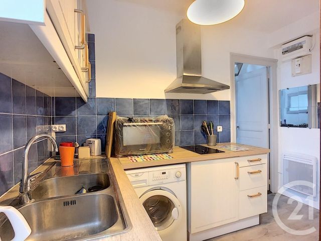 Appartement F1 à louer - 1 pièce - 19.5 m2 - MELUN - 77 - ILE-DE-FRANCE - Century 21 Cerim Appartement F1 à louer - 1 pièce - 19.5 m2 - MELUN - 77 - ILE-DE-FRANCE - Century 21 Cerim
