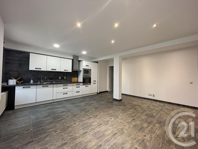 Appartement F4 à louer - 4 pièces - 79.0 m2 - MELUN - 77 - ILE-DE-FRANCE - Century 21 Cerim Appartement F4 à louer - 4 pièces - 79.0 m2 - MELUN - 77 - ILE-DE-FRANCE - Century 21 Cerim