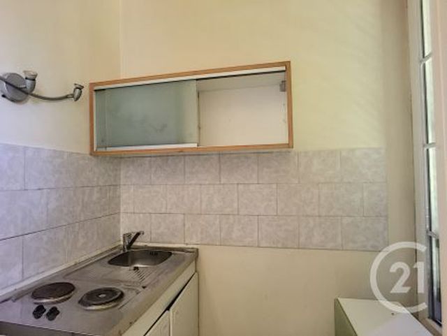 Appartement T1 à louer - 1 pièce - 19.6 m2 - MELUN - 77 - ILE-DE-FRANCE - Century 21 Cerim Appartement T1 à louer - 1 pièce - 19.6 m2 - MELUN - 77 - ILE-DE-FRANCE - Century 21 Cerim