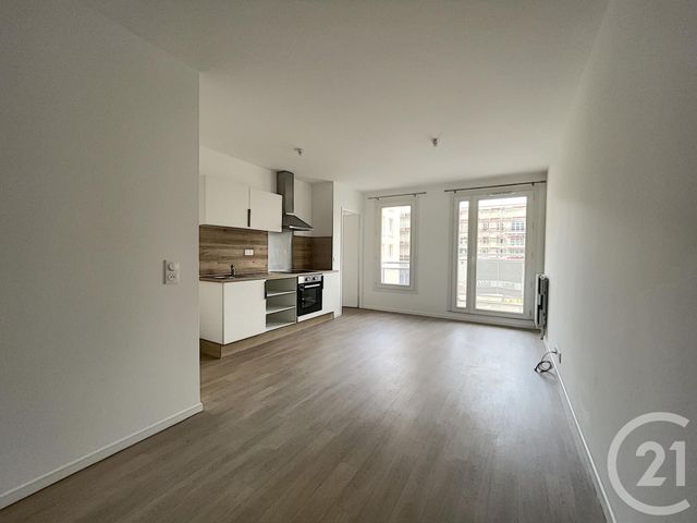 Appartement F2 à louer - 2 pièces - 38.6 m2 - MELUN - 77 - ILE-DE-FRANCE - Century 21 Cerim Appartement F2 à louer - 2 pièces - 38.6 m2 - MELUN - 77 - ILE-DE-FRANCE - Century 21 Cerim