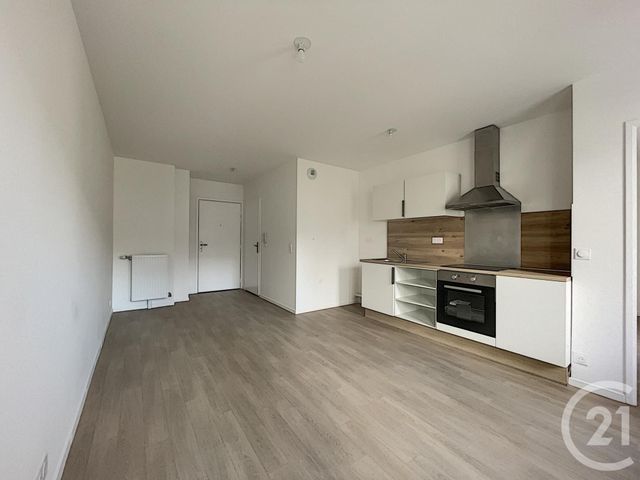Appartement F2 à louer - 2 pièces - 38.6 m2 - MELUN - 77 - ILE-DE-FRANCE - Century 21 Cerim Appartement F2 à louer - 2 pièces - 38.6 m2 - MELUN - 77 - ILE-DE-FRANCE - Century 21 Cerim