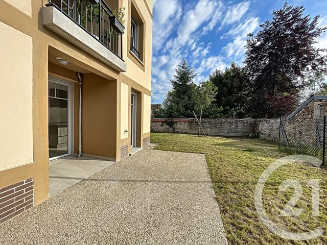 Appartement F3 à louer - 3 pièces - 57.43 m2 - DAMMARIE LES LYS - 77 - ILE-DE-FRANCE - Century 21 Cerim Appartement F3 à louer - 3 pièces - 57.43 m2 - DAMMARIE LES LYS - 77 - ILE-DE-FRANCE - Century 21 Cerim