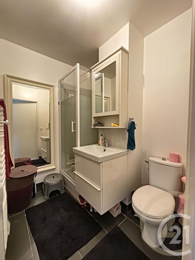 Appartement F3 à louer - 3 pièces - 49.0 m2 - CESSON - 77 - ILE-DE-FRANCE - Century 21 Cerim Appartement F3 à louer - 3 pièces - 49.0 m2 - CESSON - 77 - ILE-DE-FRANCE - Century 21 Cerim