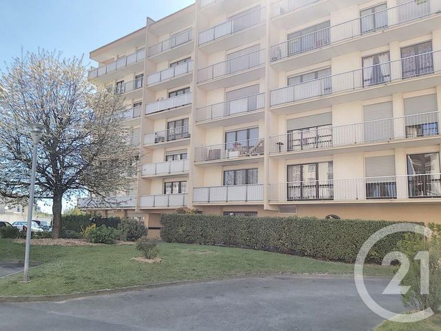Afficher la photo en grand Appartement F3 à vendre - 3 pièces - 72.85 m2 - MELUN - 77 - ILE-DE-FRANCE - Century 21 Cerim