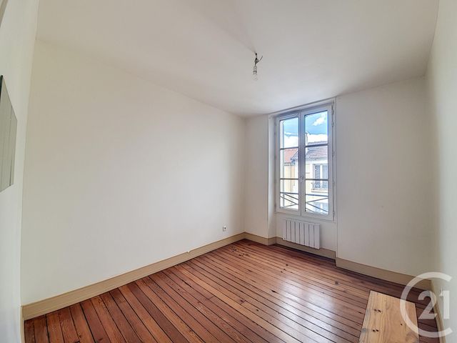 Afficher la photo en grand Appartement F3 à louer - 3 pièces - 52.8 m2 - MELUN - 77 - ILE-DE-FRANCE - Century 21 Cerim