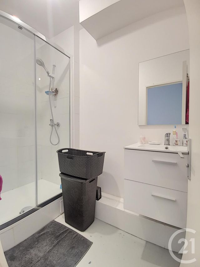 Afficher la photo en grand Appartement F1 à louer - 1 pièce - 30.0 m2 - VAUX LE PENIL - 77 - ILE-DE-FRANCE - Century 21 Cerim