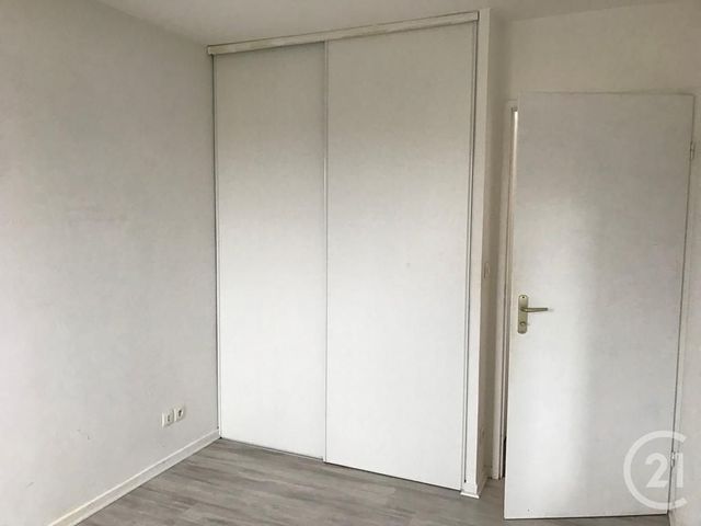 Afficher la photo en grand Appartement F2 à louer - 2 pièces - 46.8 m2 - SAVIGNY LE TEMPLE - 77 - ILE-DE-FRANCE - Century 21 Cerim