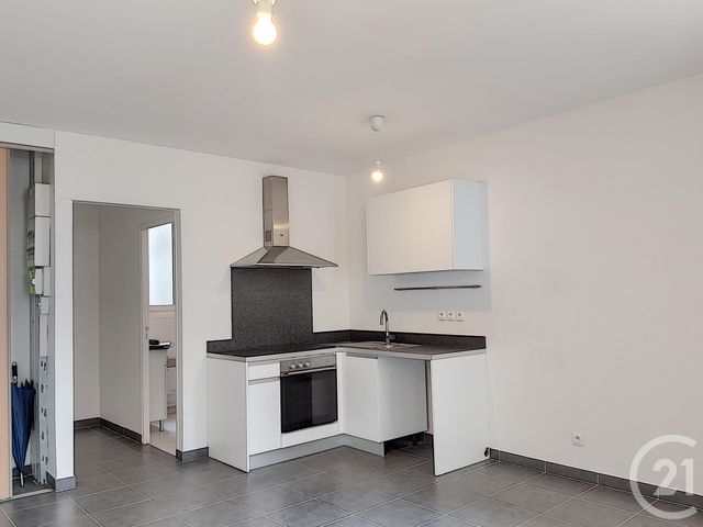 Afficher la photo en grand Studio à vendre - 1 pièce - 26.18 m2 - MELUN - 77 - ILE-DE-FRANCE - Century 21 Cerim