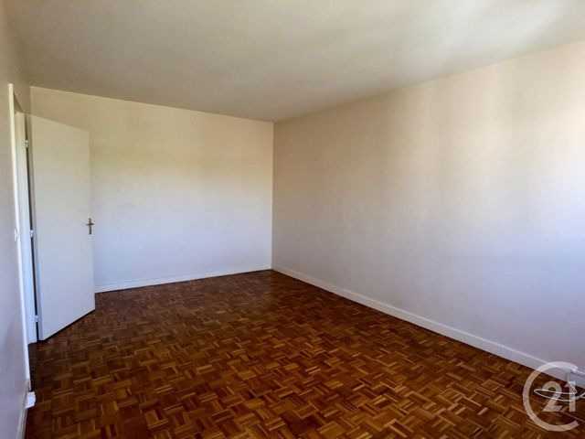 Afficher la photo en grand Appartement F2 à louer - 2 pièces - 46.59 m2 - VAUX LE PENIL - 77 - ILE-DE-FRANCE - Century 21 Cerim