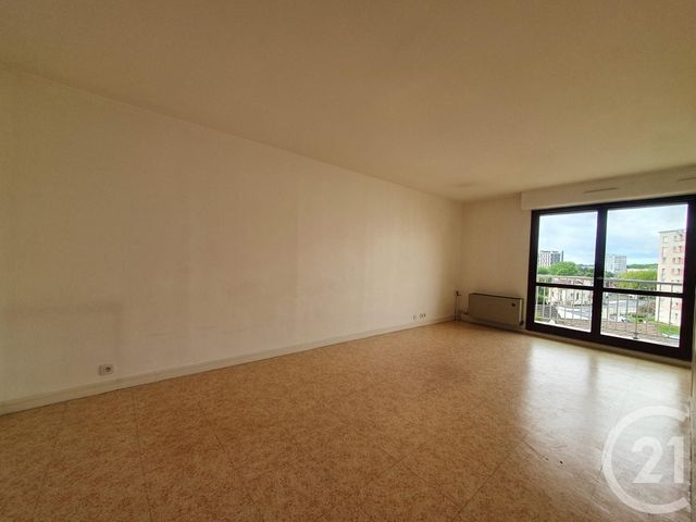Afficher la photo en grand Appartement F1 à louer - 1 pièce - 35.8 m2 - MELUN - 77 - ILE-DE-FRANCE - Century 21 Cerim