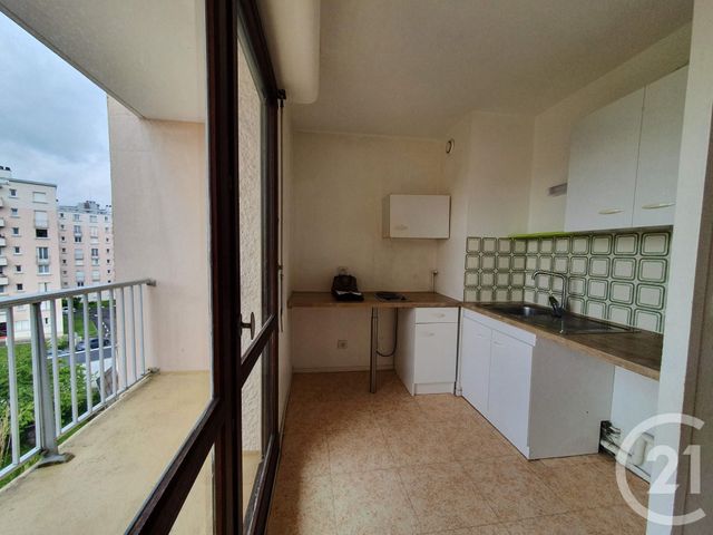 Afficher la photo en grand Appartement F1 à louer - 1 pièce - 35.8 m2 - MELUN - 77 - ILE-DE-FRANCE - Century 21 Cerim