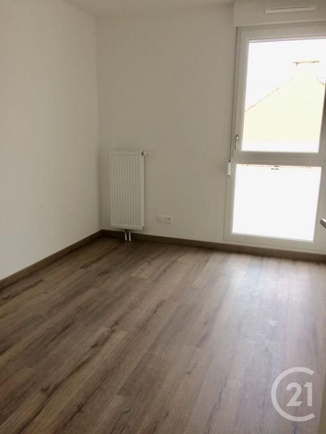 Afficher la photo en grand Appartement F3 à louer - 3 pièces - 57.4 m2 - MELUN - 77 - ILE-DE-FRANCE - Century 21 Cerim