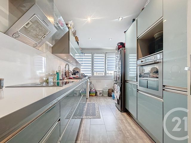 Appartement F3 à vendre - 4 pièces - 80.0 m2 - MELUN - 77 - ILE-DE-FRANCE - Century 21 Cerim