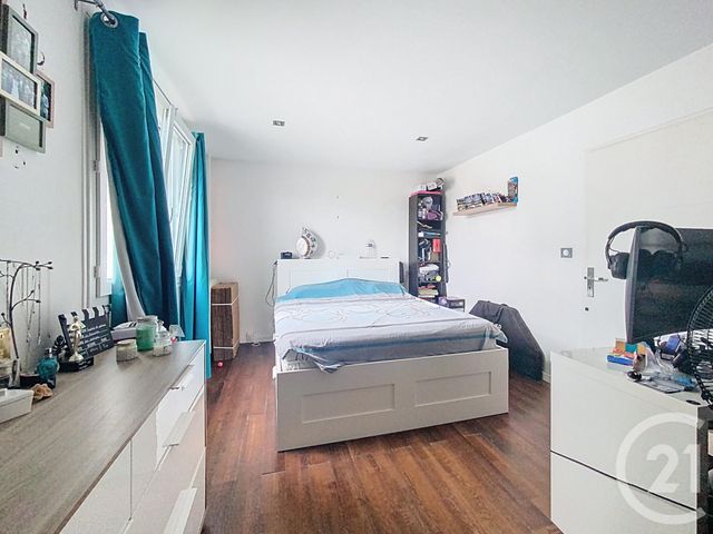 Appartement F4 à vendre - 4 pièces - 80.0 m2 - MELUN - 77 - ILE-DE-FRANCE - Century 21 Cerim