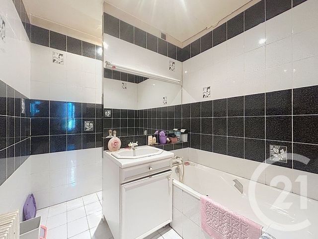 maison à vendre - 10 pièces - 238.91 m2 - LIVRY SUR SEINE - 77 - ILE-DE-FRANCE - Century 21 Cerim