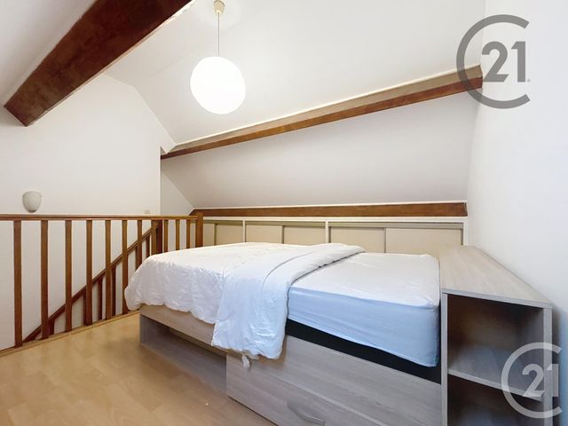 Appartement Duplex à louer - 2 pièces - 32.35 m2 - MELUN - 77 - ILE-DE-FRANCE - Century 21 Cerim