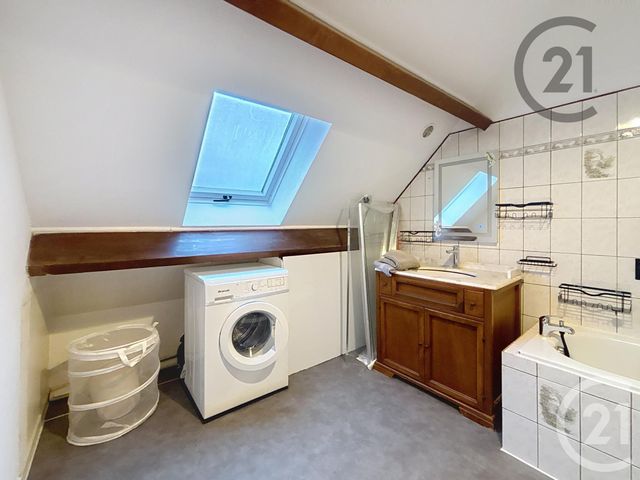 Appartement Duplex à louer - 2 pièces - 32.35 m2 - MELUN - 77 - ILE-DE-FRANCE - Century 21 Cerim