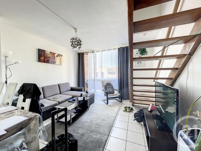 Appartement F3 à vendre - 3 pièces - 49.97 m2 - MELUN - 77 - ILE-DE-FRANCE - Century 21 Cerim