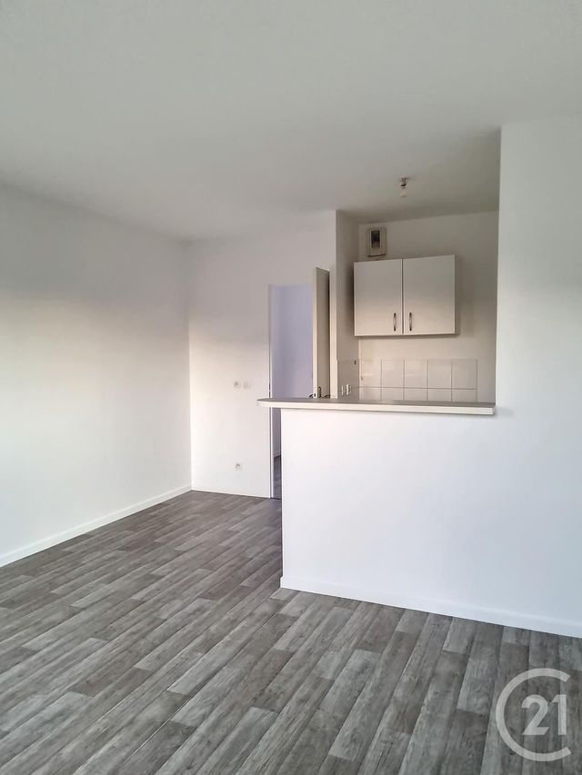 Appartement F1 à vendre - 1 pièce - 28.0 m2 - CESSON - 77 - ILE-DE-FRANCE - Century 21 Cerim