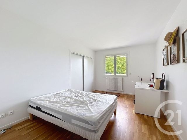 maison à vendre - 9 pièces - 215.0 m2 - CHATILLON LA BORDE - 77 - ILE-DE-FRANCE - Century 21 Cerim