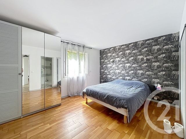 maison à vendre - 9 pièces - 215.0 m2 - CHATILLON LA BORDE - 77 - ILE-DE-FRANCE - Century 21 Cerim