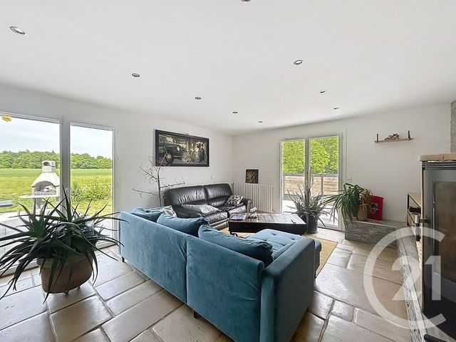 maison à vendre - 9 pièces - 215.0 m2 - CHATILLON LA BORDE - 77 - ILE-DE-FRANCE - Century 21 Cerim