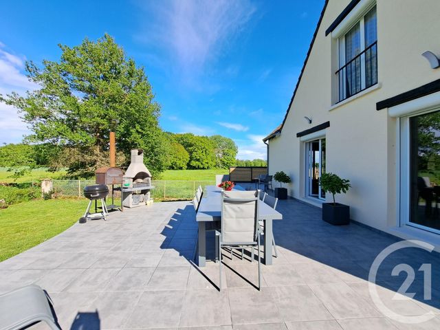 maison à vendre - 9 pièces - 215.0 m2 - CHATILLON LA BORDE - 77 - ILE-DE-FRANCE - Century 21 Cerim