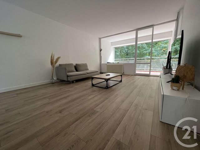 Appartement F4 à vendre - 4 pièces - 101.06 m2 - VAUX LE PENIL - 77 - ILE-DE-FRANCE - Century 21 Cerim