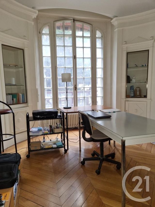 Appartement T2 à vendre - 2 pièces - 42.19 m2 - MELUN - 77 - ILE-DE-FRANCE - Century 21 Cerim