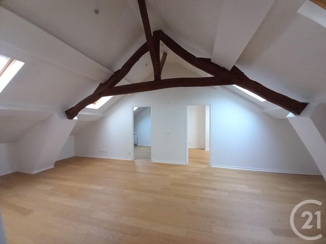 Appartement F3 à louer - 3 pièces - 50.24 m2 - MELUN - 77 - ILE-DE-FRANCE - Century 21 Cerim