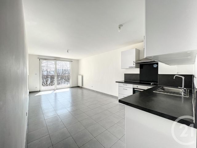 Appartement F3 à louer - 3 pièces - 59.1 m2 - LE MEE SUR SEINE - 77 - ILE-DE-FRANCE - Century 21 Cerim