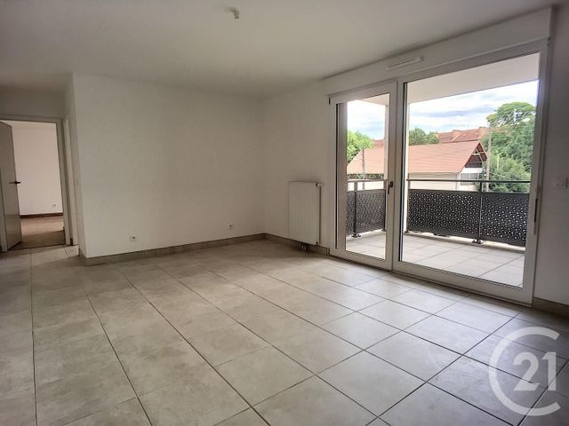 Appartement F3 à louer - 3 pièces - 58.75 m2 - MELUN - 77 - ILE-DE-FRANCE - Century 21 Cerim